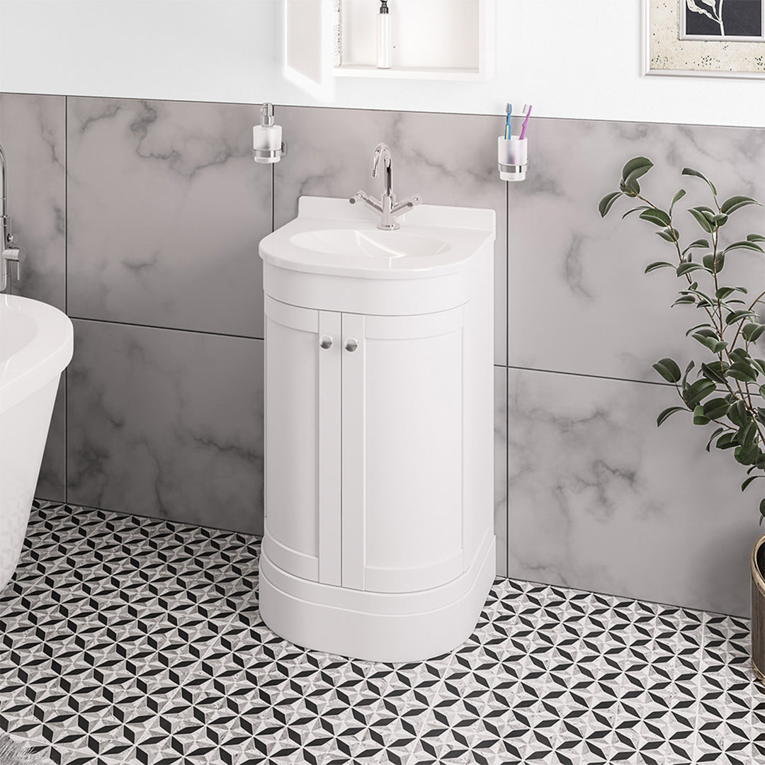 Hardwick 600mm Traditional Vanity Unit, Quartz Worktop and Basin - Matt White
