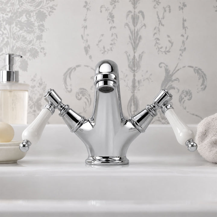 Victoria Bianco Mono Basin Mixer With Click Clack Waste - Chrome