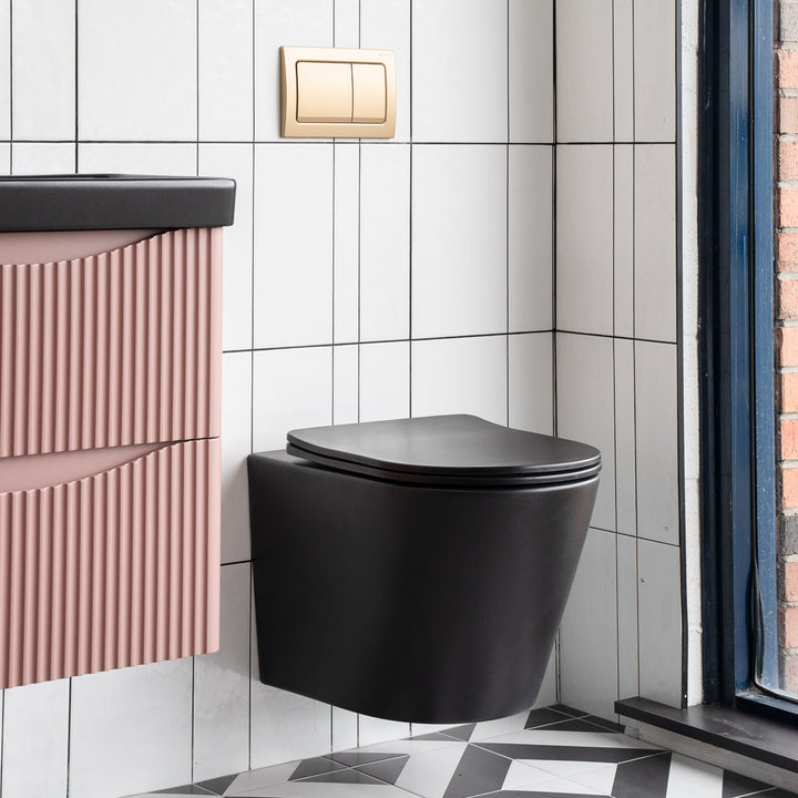 Arc Wall Hung Toilet &amp; Soft Close Seat - Matt Black