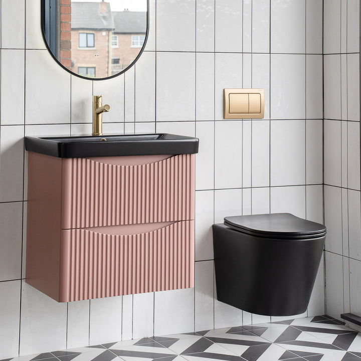Arc Wall Hung Toilet &amp; Soft Close Seat - Matt Black