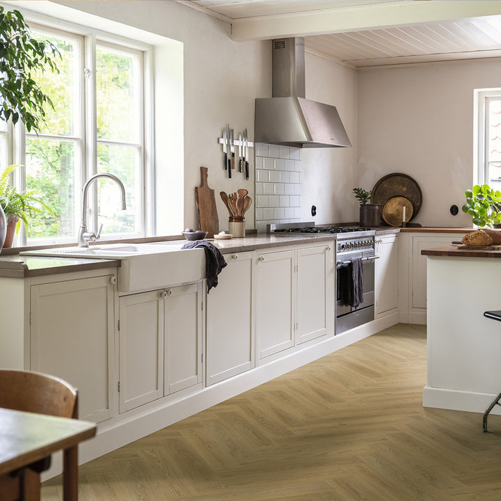 Pergo Waterproof Vinyl Herringbone Flooring - Vorma Pad Pro Beige Norwegian Oak - 630mm x 126mm - 0.794m2 per pack