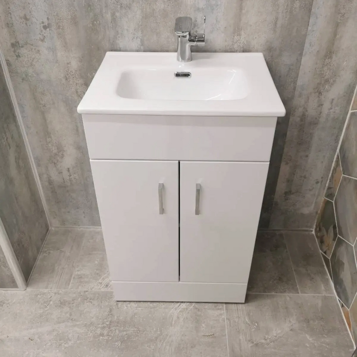 Bergo 500mm Vanity Unit, Tap &amp; Toilet En-suite Deal