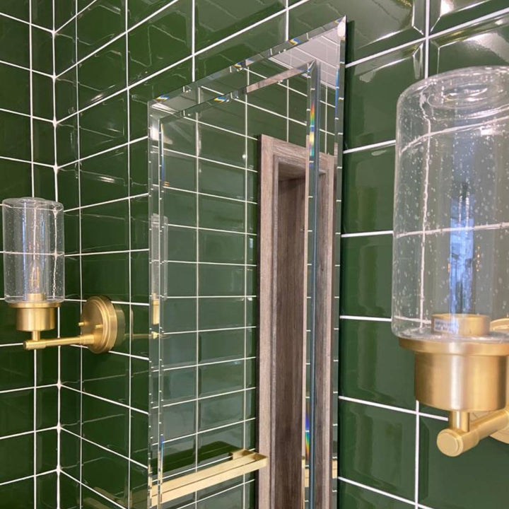 Clear Look Bibury 600 x 400mm Bevelled Mirror