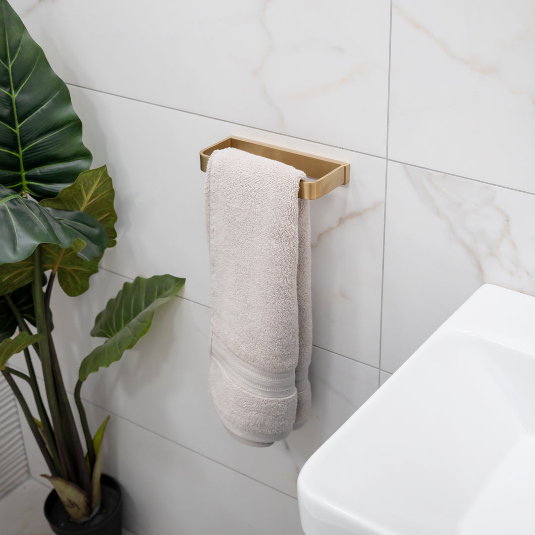 Eliseo Ricci Vesu Towel Ring - Brushed Brass