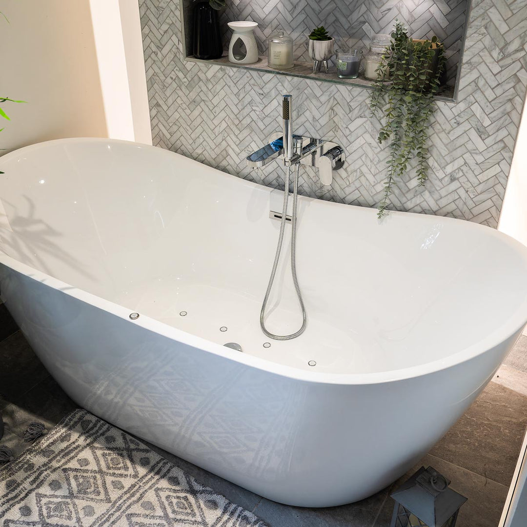 Eliseo Ricci Neo Wall Mounted Bath Shower Mixer