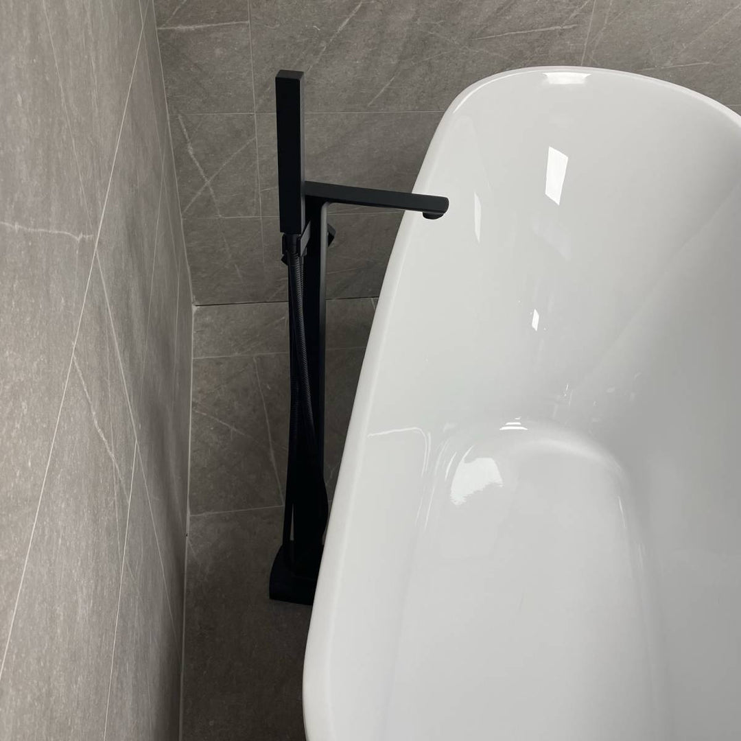 Eliseo Ricci Vesu Floor Standing Bath Shower Mixer - Black
