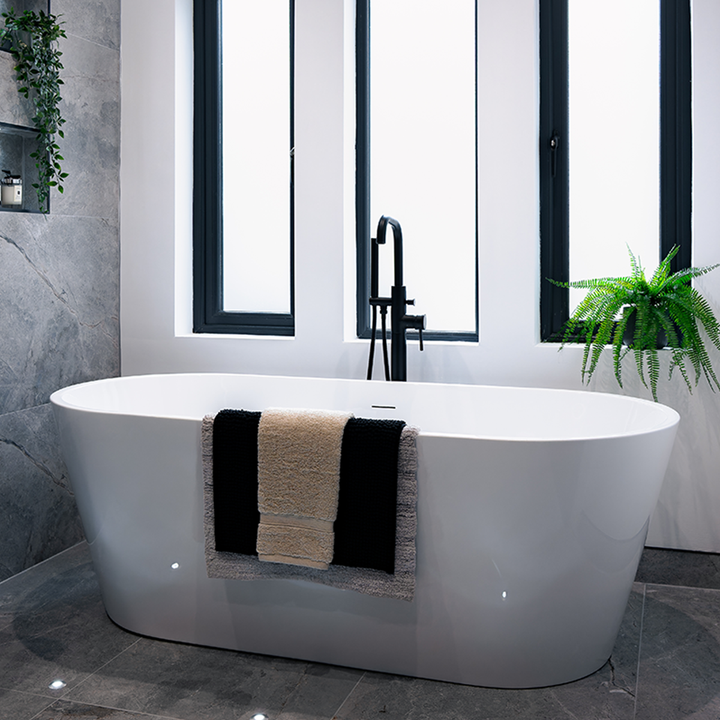Viktor Benson Cancun 1700mm Freestanding Double Ended Bath