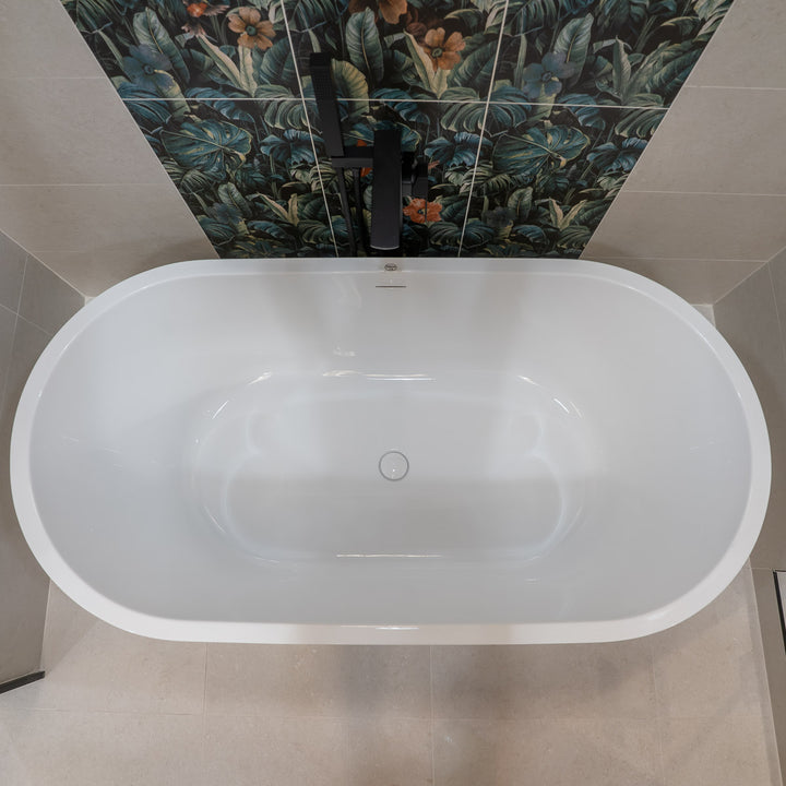 Viktor Benson Cancun 1500mm Freestanding Double Ended Bath White Waste