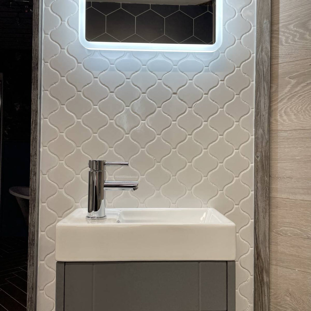 Flame White Gloss 28 x 24.6cm Mosaic Sheet