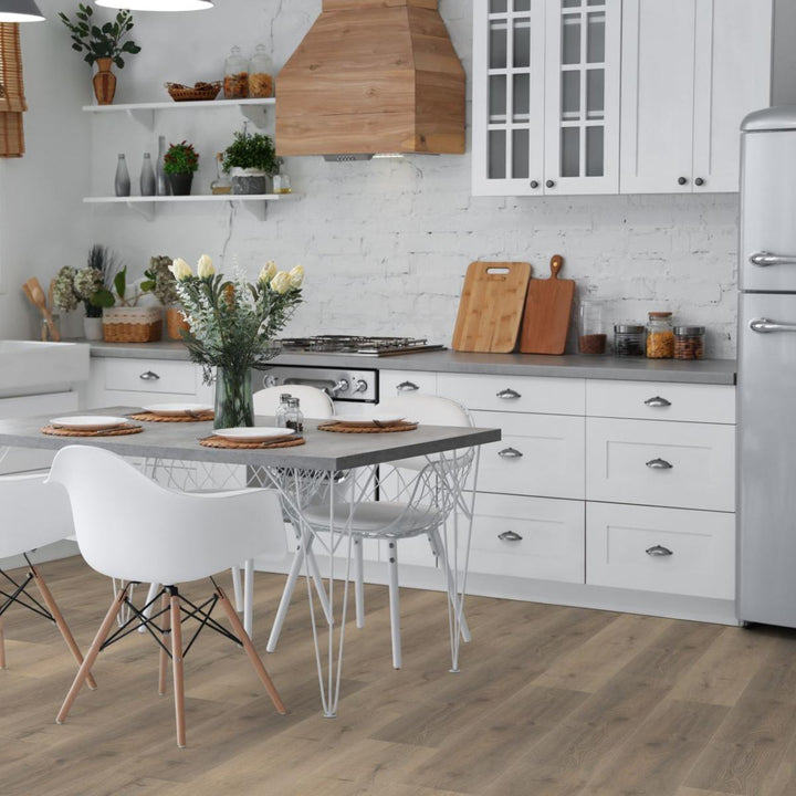 Greige Oak 12mm Laminate Wooden Flooring - 1215 x 196 x 12 mm - 1.43 M2 Per box