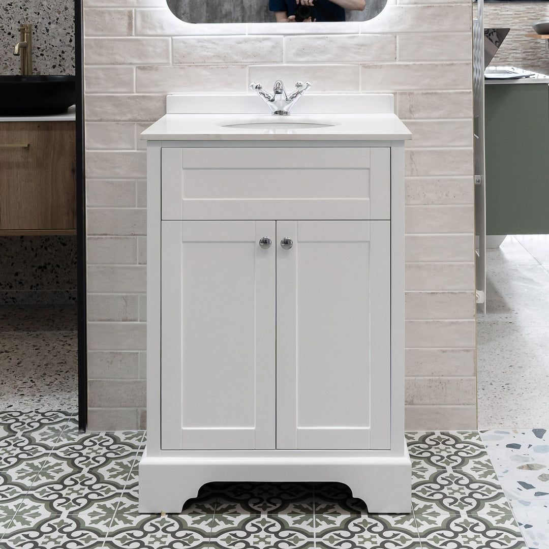 Kingsbury 600mm Traditional Floor Standing Vanity Unit With Marble Top And Undermount Bowl - White