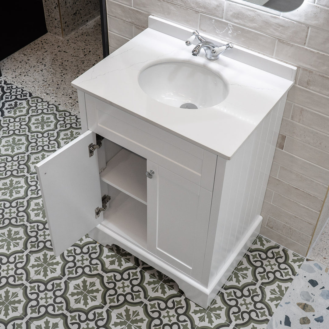 Kingsbury 600mm Traditional Floor Standing Vanity Unit With Marble Top And Undermount Bowl - White
