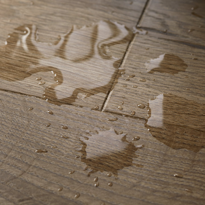 Pergo Laminate Flooring - Visby Farmhouse Oak - 1380mm x 190mm x 8mm - 1.835m2 per pack