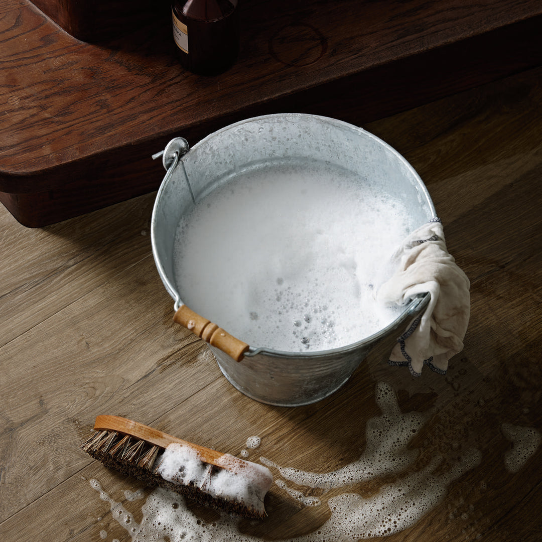 Pergo Laminate Flooring - Visby Farmhouse Oak - 1380mm x 190mm x 8mm - 1.835m2 per pack