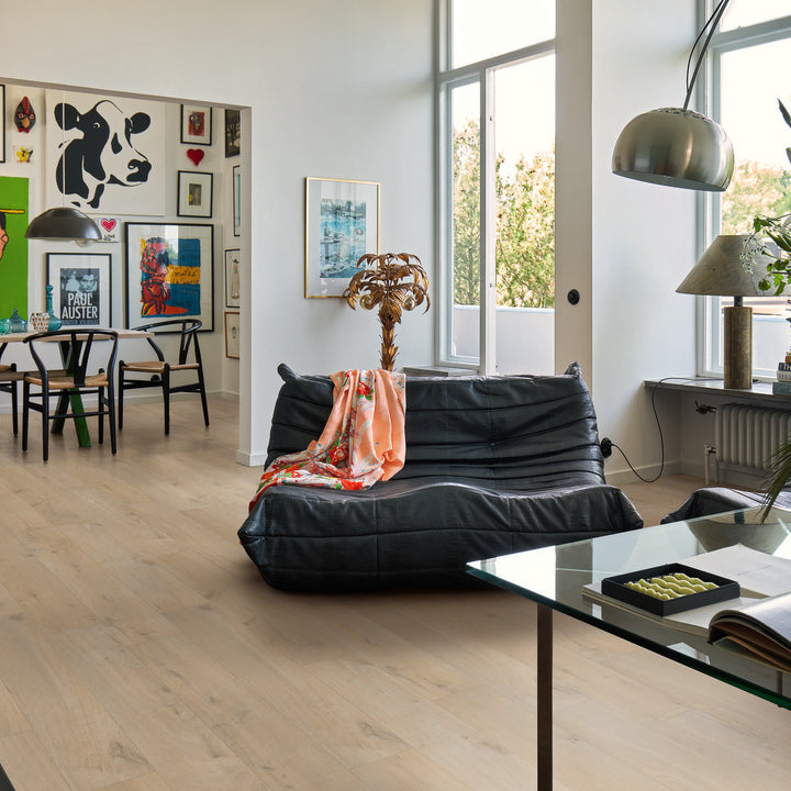 Pergo Laminate Flooring - Visby Coastal Oak - 1380mm x 190mm x 8mm - 1.835m2 per pack
