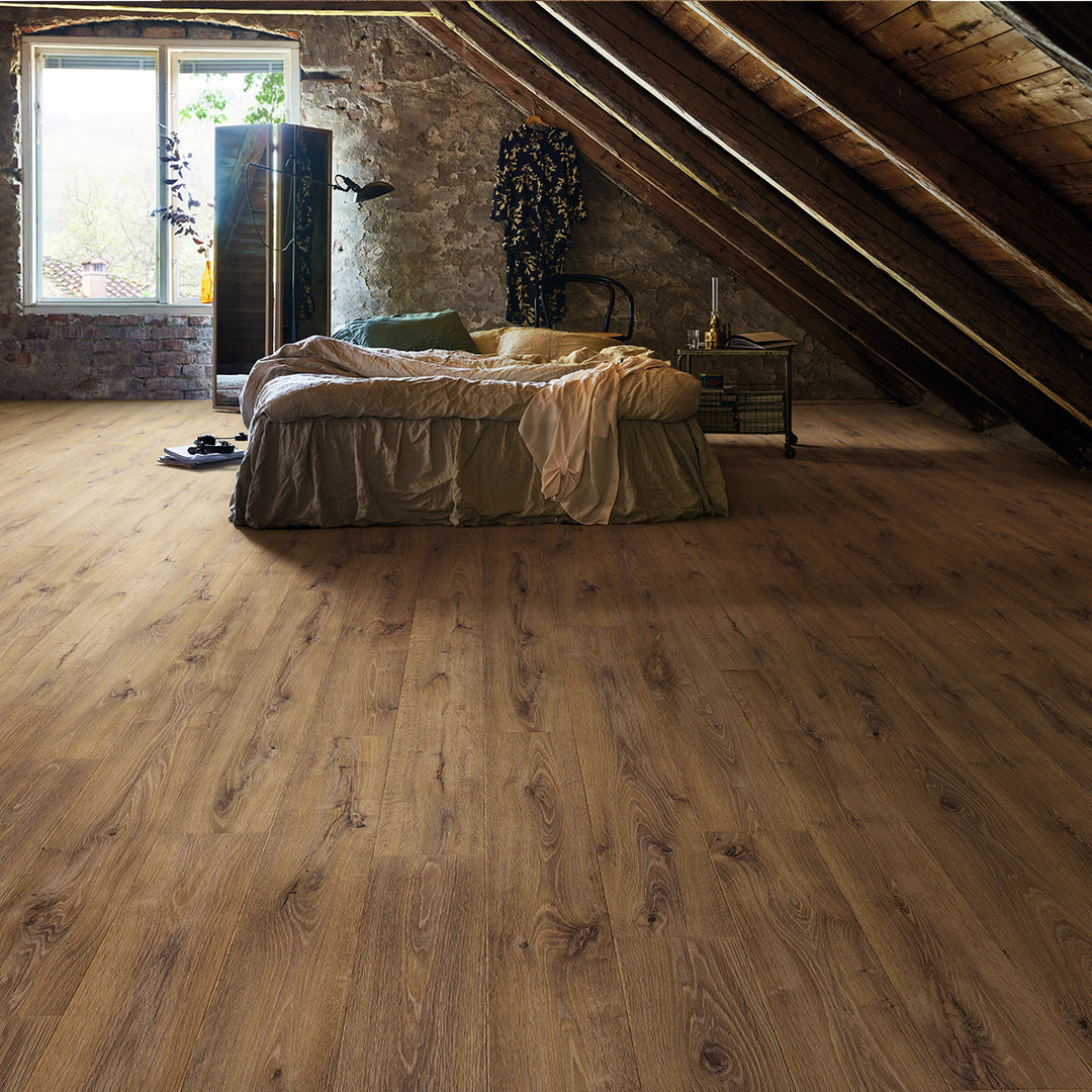 Pergo Laminate Flooring - Arendal Barnhouse Oak - 1380mm x 190mm x 9mm - 1.573m2 per pack