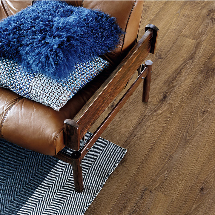 Pergo Laminate Flooring - Arendal Barnhouse Oak - 1380mm x 190mm x 9mm - 1.573m2 per pack
