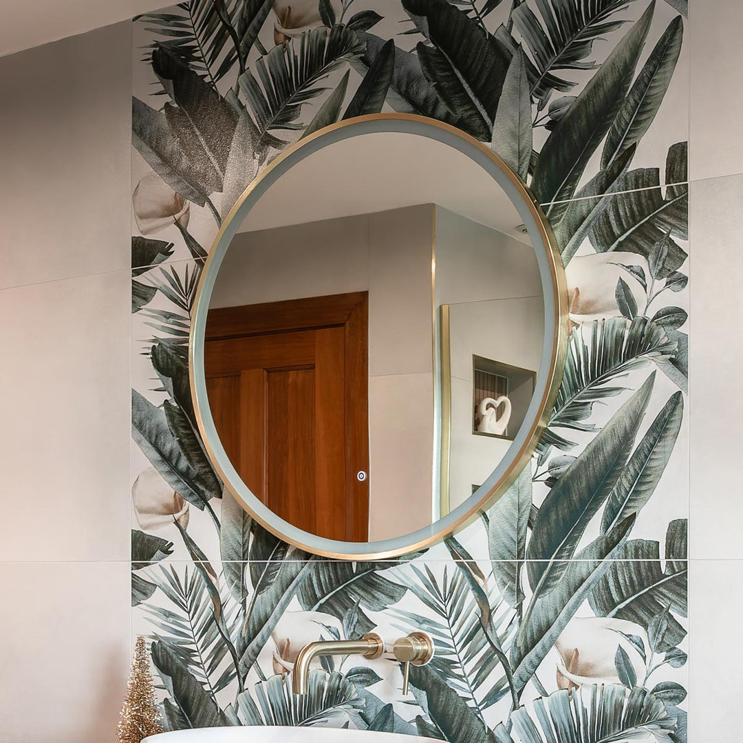Hudson Reed 800mm Round Illuminated Mirror - Brushed Brass