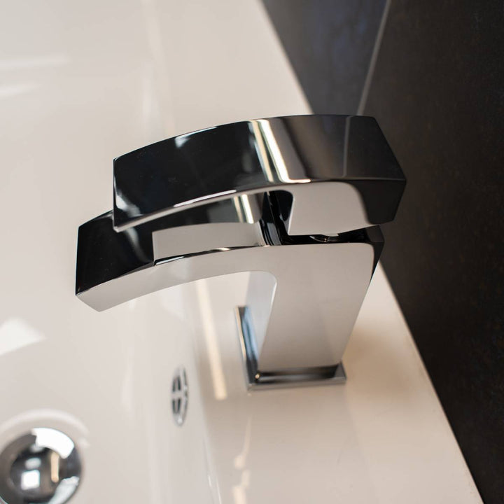 Eliseo Ricci Manta Basin Mixer