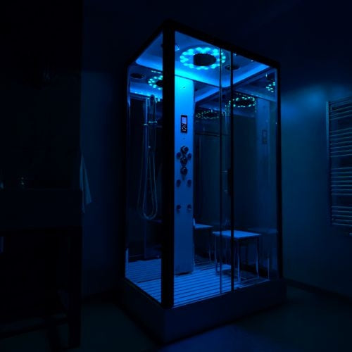 Insignia Platinum Steam Shower 1050 x 850mm - Chrome Frame - Black Carbon