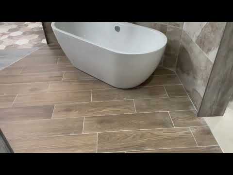 Alberto Cedarwood 22.5 x 90cm Wood Effect Floor Tile - 1.215sqm perbox