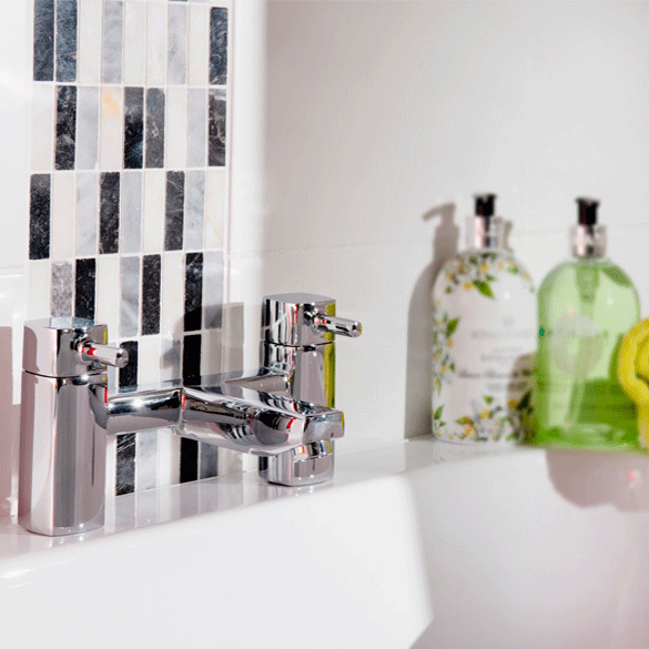 Ruby Bath Filler Tap
