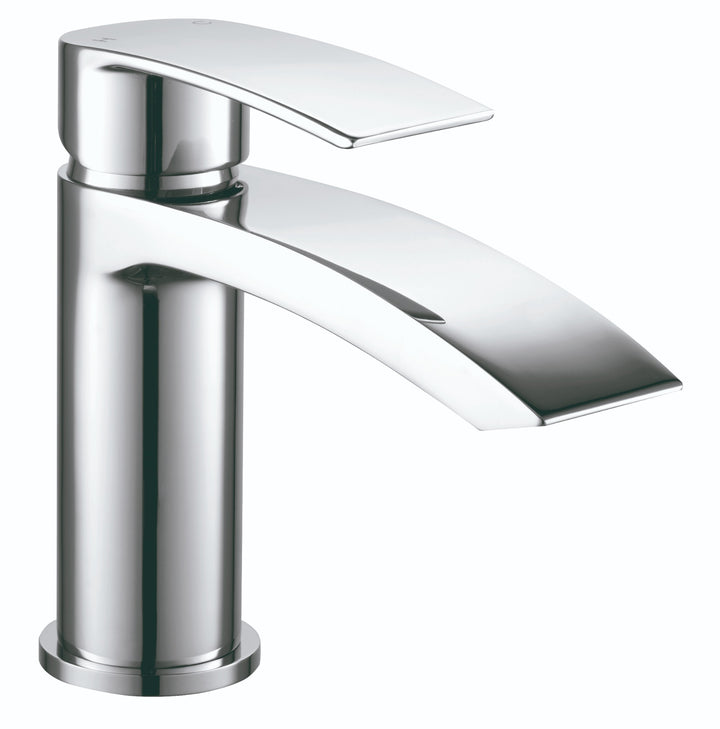 Viktor Benson Quito Midi 1 1655mm Freestanding Bath, Toilet, 550mm Vanity and Tap Deal