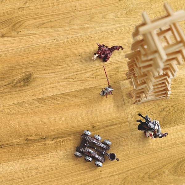Pergo Premium Click Vinyl Flooring - 2.105sqm per pack - Classic Nature Oak