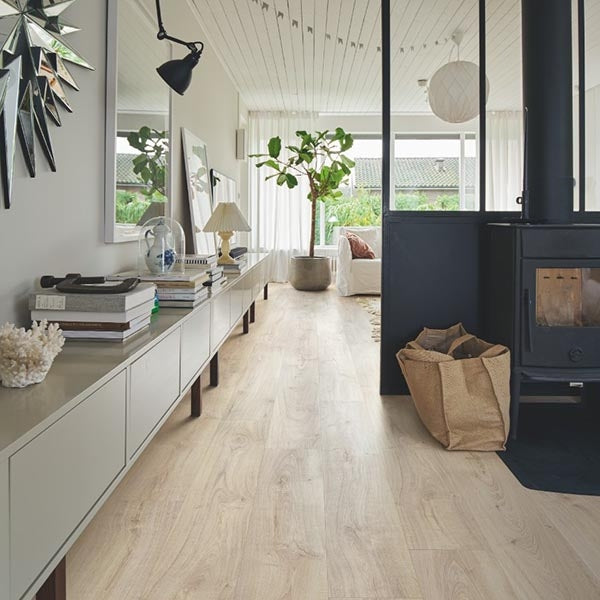 Pergo Premium Click Modern Plank Vinyl Flooring - 2.22sqm per pack - Light Village Oak