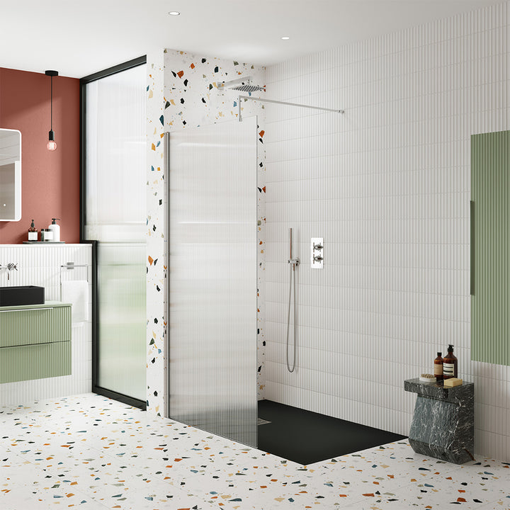 Hudson Reed 900mm Fluted Wetroom Screen including Support Bar - Chrome