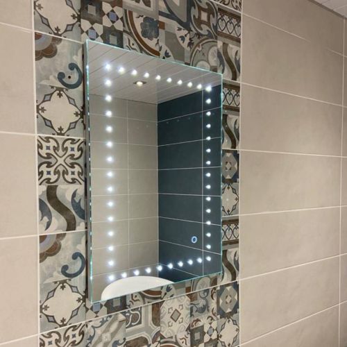 Clear Look Fairford 700 x 500mm LED Mirror (20688)