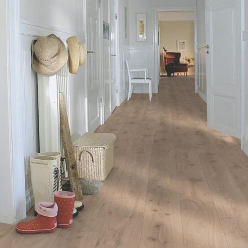 Pergo Living Expressions 2m Plank 4V Laminate Wooden Flooring - 2.522sqm per pack - Drift Oak (18131)