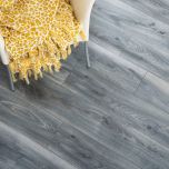 Tomahawk Oak 8mm Laminate Flooring - 2.26sqm per pack (3365)