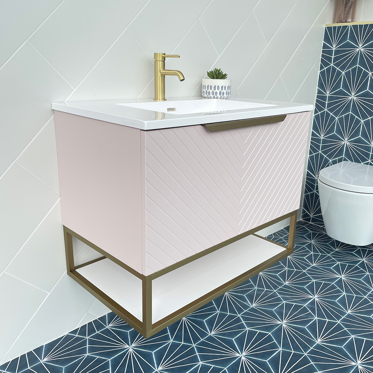 Chevron 800mm Wall Mounted Vanity Unit & Basin with Brushed Brass Frame - Pink (13309)