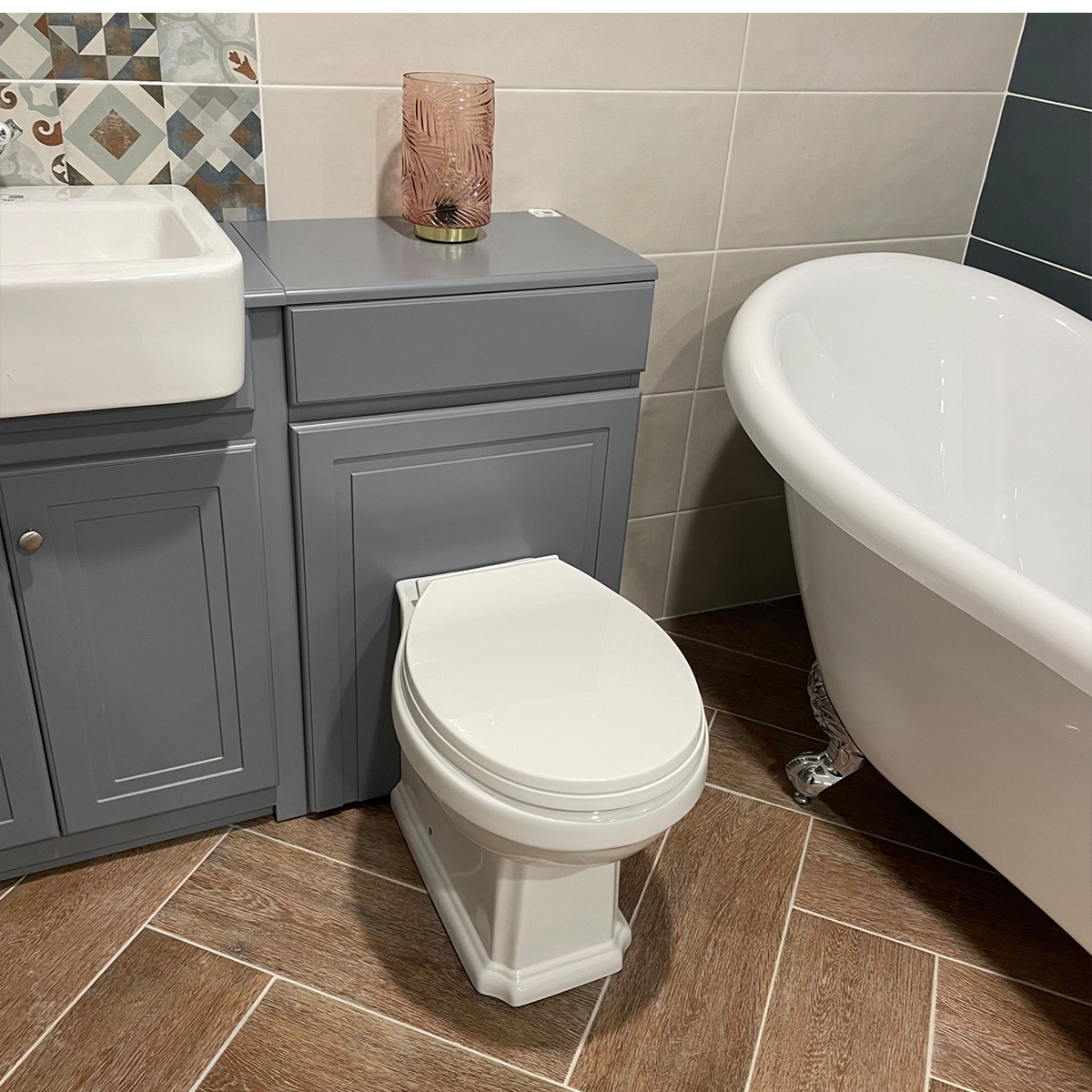 Henbury Traditional Back to Wall Toilet & Soft Close Seat